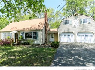 7 Hickory Rd, Marlborough, CT 06447