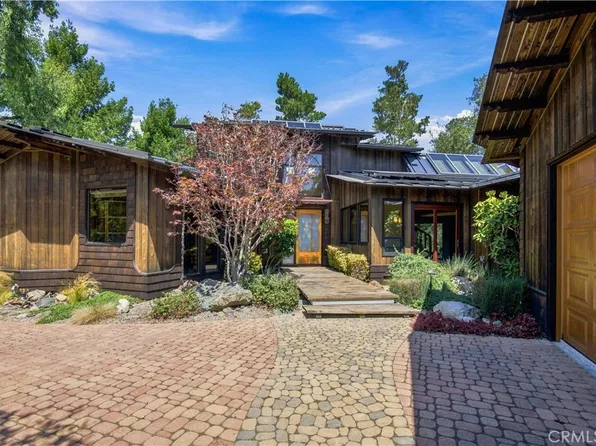 565 Chiswick Way, Cambria, CA 93428