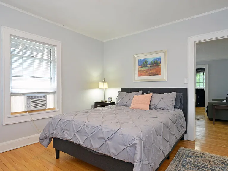 3326 Hennepin Ave S #2 — Photo 16