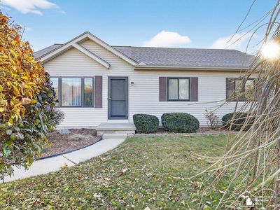 7010 Douglas Rd, Lambertville, MI, 48144