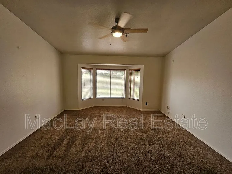 2193 E Brooks St — Photo 8