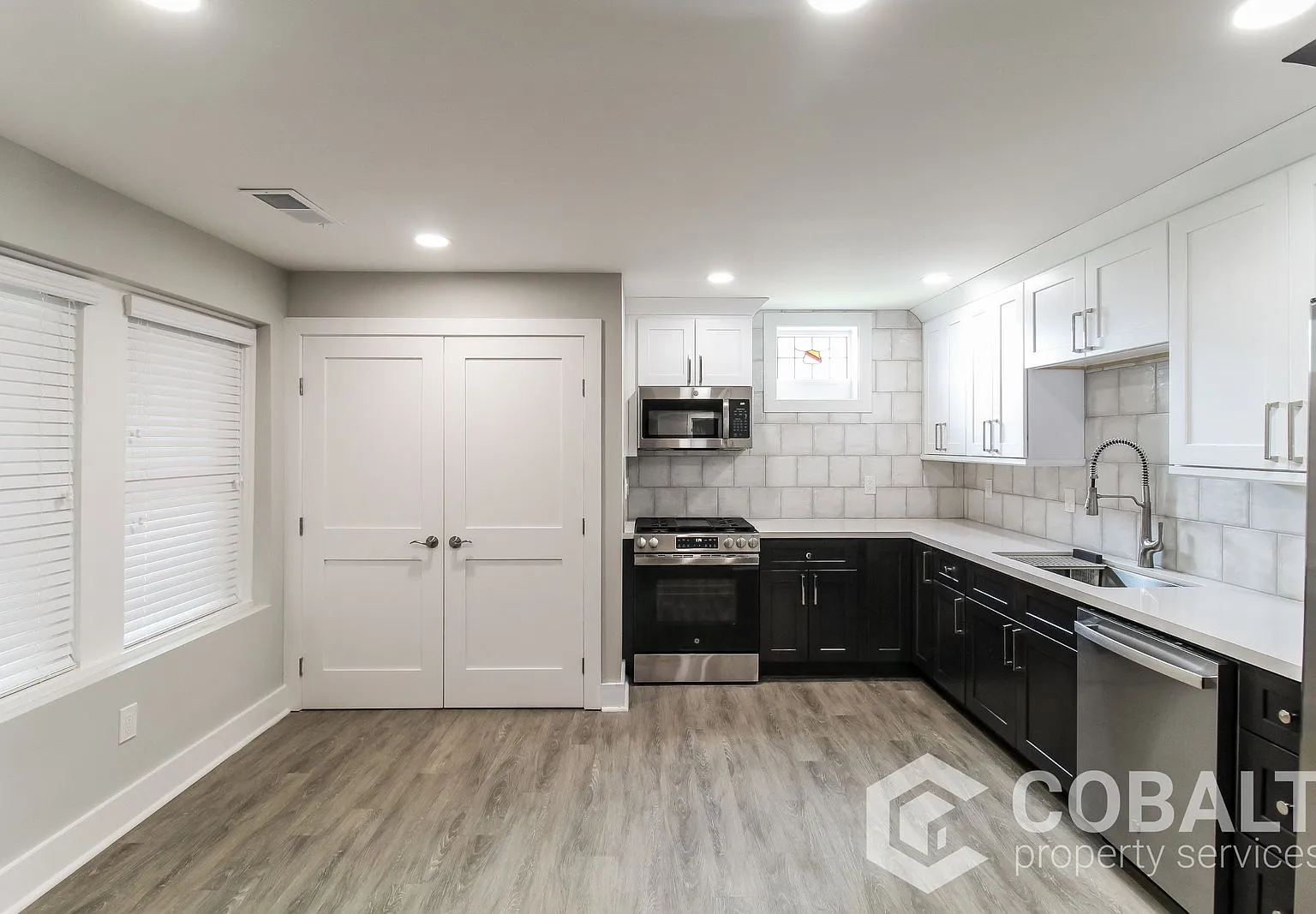2 bed, 2.5 bath, 1423 sqft, $2,850 — Photo 2