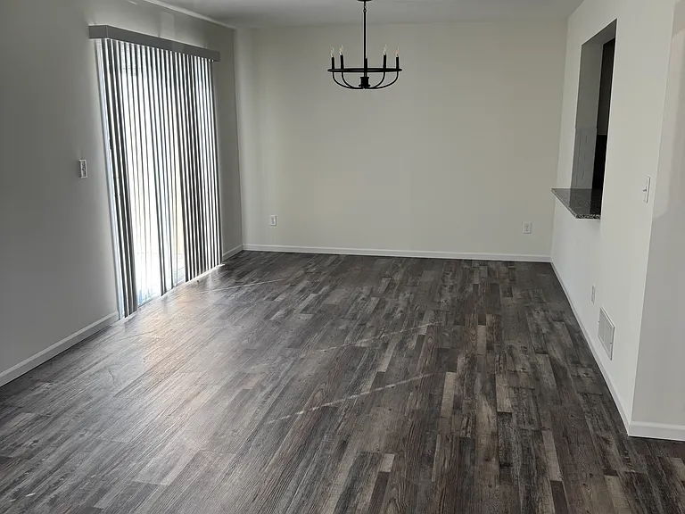 2719 Chasehire Dr — Photo 16