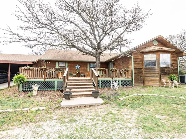 244 Nocona Dr, Nocona, TX 76255