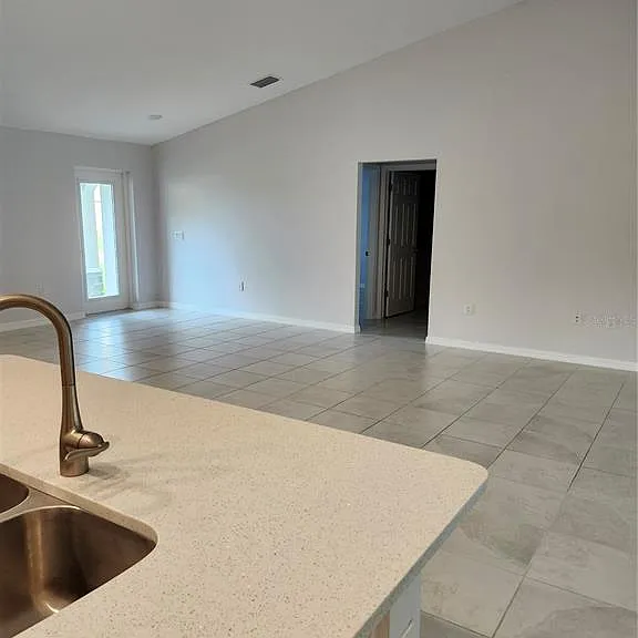 27270 Puno Dr — Photo 5