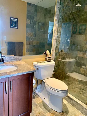 Rented by Compass | media 10