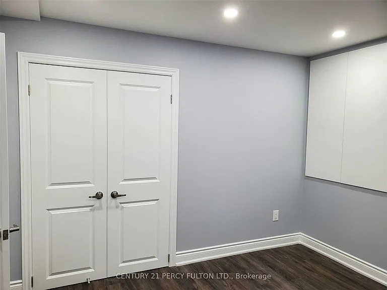 89 Woodcock Ave #BASEMENT — Photo 13