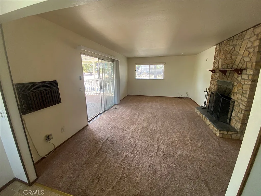 2 bed, 1232 sqft, $2,150 — Photo 3