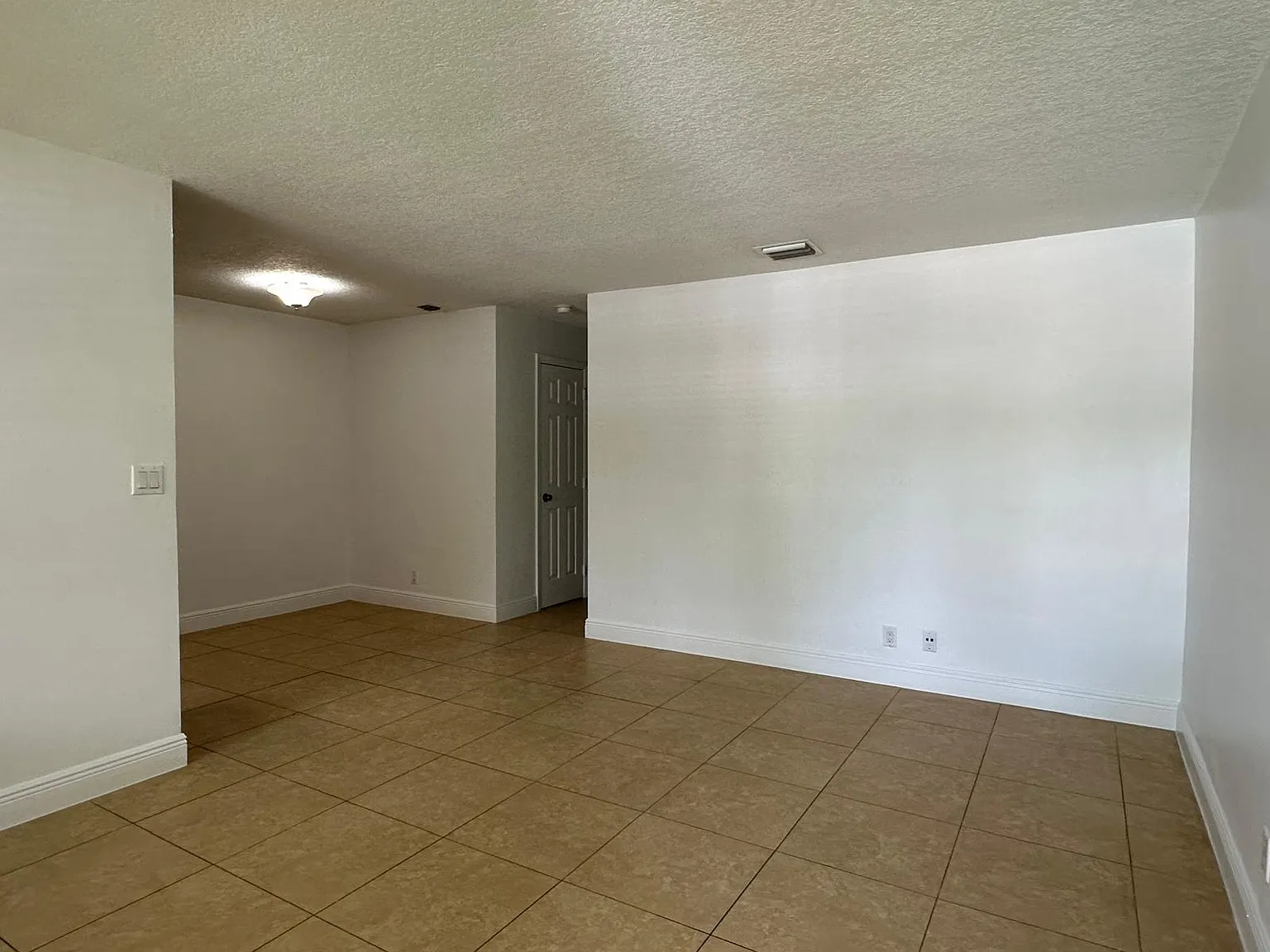 Renee Apartments LLC — Photo 4