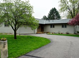 4659 Heritage Hills Cir, Bloomington, MN 55437