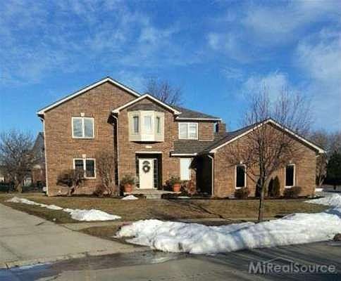 1st image of 47721 Robins Nest Dr