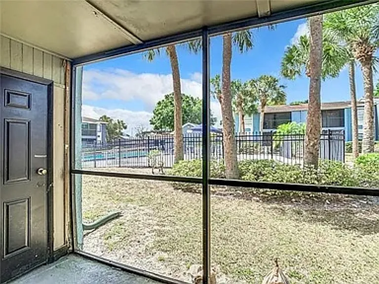 2549 N Alafaya Trl #95 — Photo 17