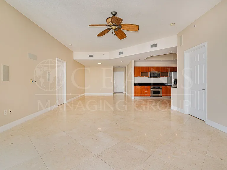 231 Riverside Dr #2606 — Photo 4