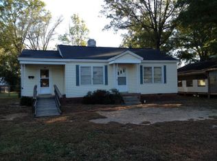 1159 Spring St, Greenwood, SC 29646