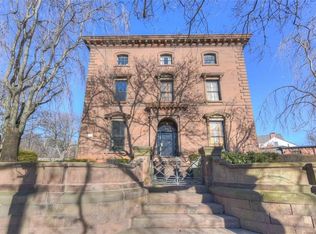 389 Benefit St #8, Providence, RI 02906