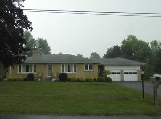 10 Hobbs Rd, Plattsburgh, NY 12901