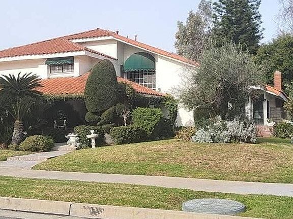2nd image of 5623 E Mountain Ave