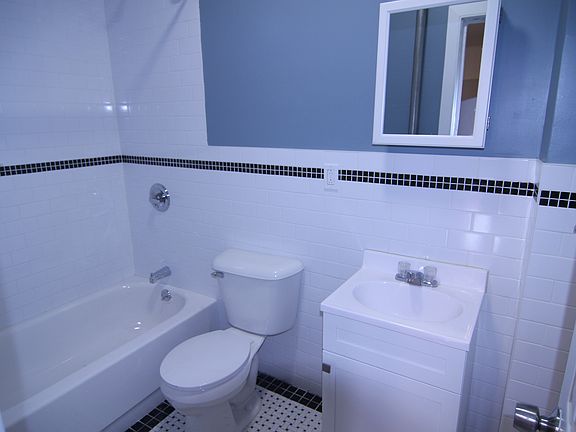3rd image of 39-31 24th St #5