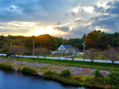 1232 Middleboro Ave, Taunton, MA, 02780