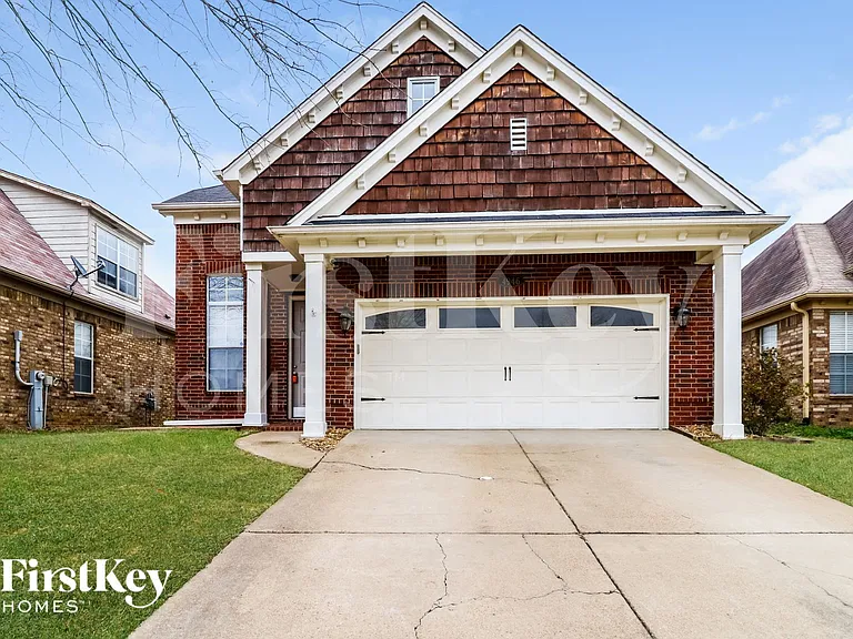 4946 Indian Walk Ln — Photo 1