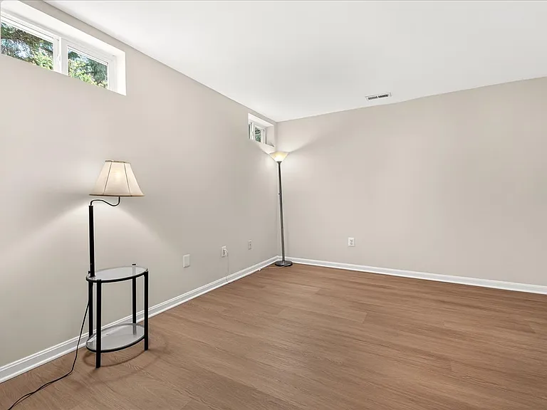 9938 Timberknoll Ln — Photo 27
