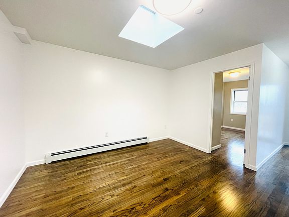 2nd image of 10463 38th Ave APT 4B