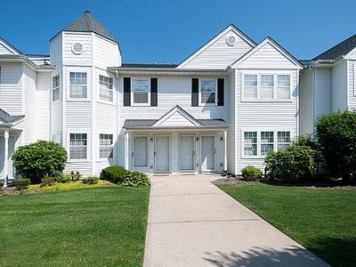 5 Victorian Ln, Medford, NY, 11763