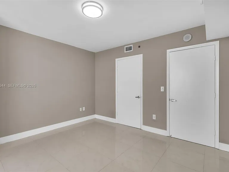 50 Biscayne Blvd #4002 — Photo 22