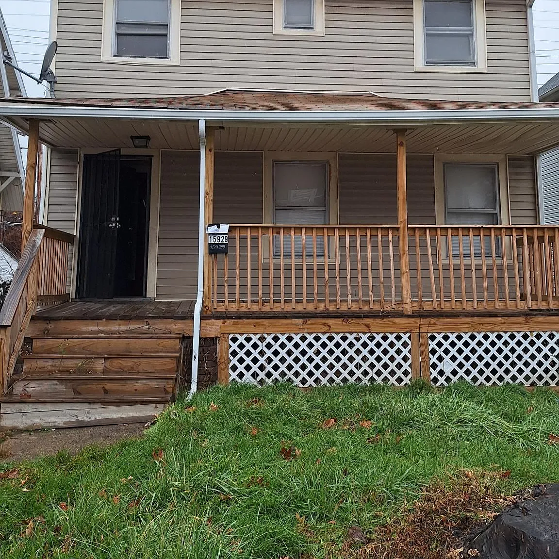 4 bed, 1.5 bath, 1174 sqft, $1,500 — Photo 1