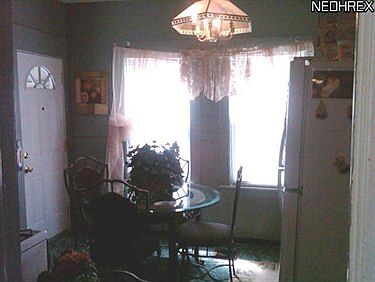 5th image of 931 E 129th St