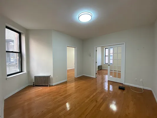 Rented by Oxford Property Group | media 8