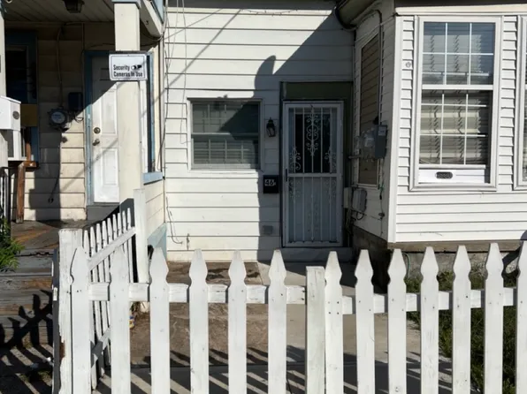 46 Bayard St, Trenton, NJ 08611
