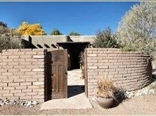 724 Ranchitos Rd NW, Los Ranchos, NM 87114