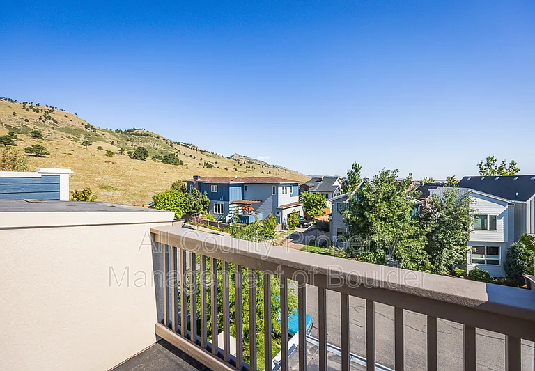 270 Laramie Blvd — Photo 5