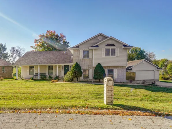 909 E Auburn Drive, Ash Grove, MO 65604
