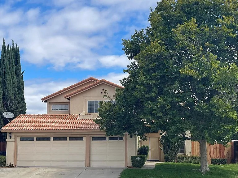 19284 Krameria Ave — Photo 1