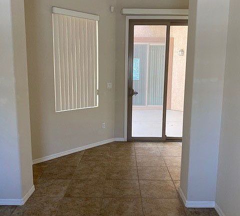4th image of 364 Hanbury Manor Ln