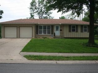 3101 Shearer Rd, Kansas City, KS 66106