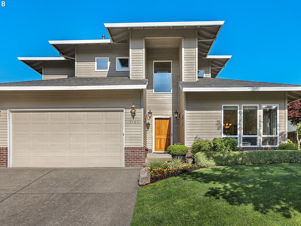 1st image of 3165 NE 12th Ave