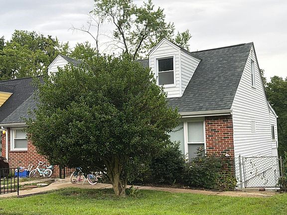3rd image of 5221 Pembroke Ave