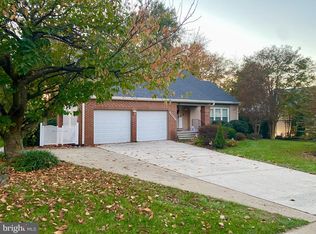 13417 Cavalier Woods Dr, Clifton, VA 20124