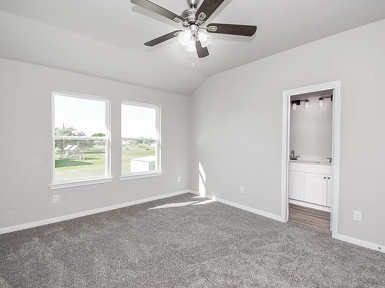 544 Buckskin Dr — Photo 36