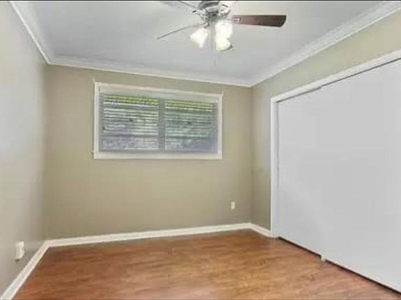 3rd image of 4225 Robert St