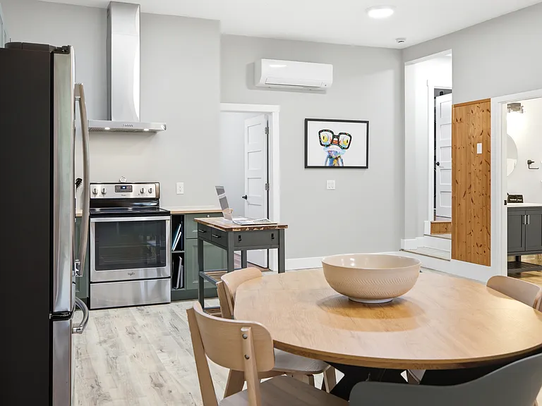15775 Lakeshore Rd #2 — Photo 9