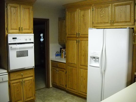 Kitchen/Pantry