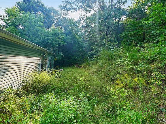 5th image of 2960 Windy Hill Rd