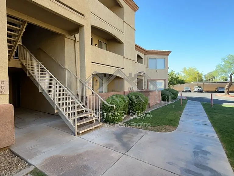 2134 E Broadway Rd #1047 — Photo 3
