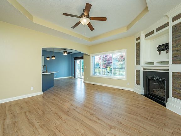 5th image of 1380 E Pine Ridge Dr