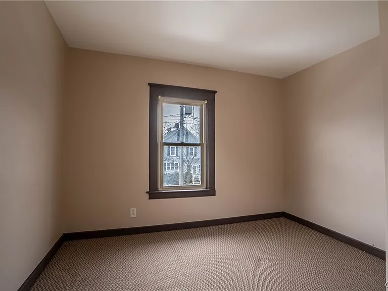 208 E Clark St #1 — Photo 18