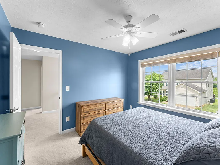 10 Everglades Ln — Photo 41